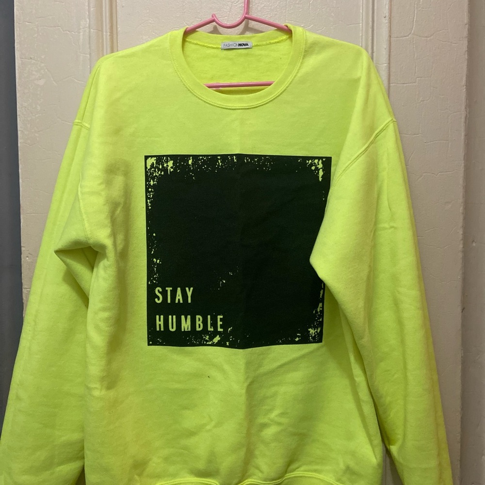 Sweatshirt